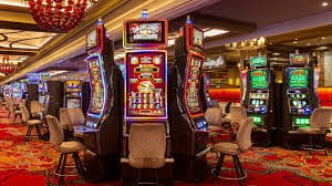 အွန်လိုင်း ကတ်ဂိမ်းများ – Poker နှင့် Baccarat ပြပွဲ